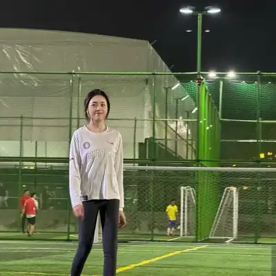 崔成